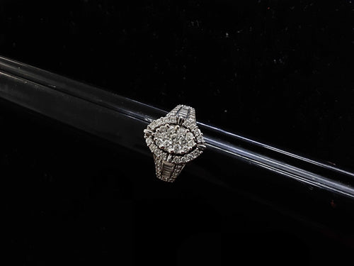 Women's Ring - White Gold 14k (.585) 7.3 grams Size 9