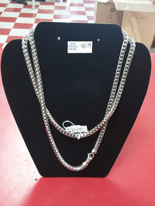 Fox Tail Chain - White Gold 10k (.417) 173.4 grams 38 inch