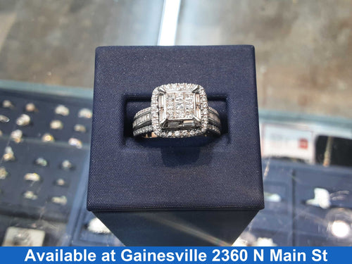 Women's Ring - White Gold 10k (.417) 5 grams Size 7.5