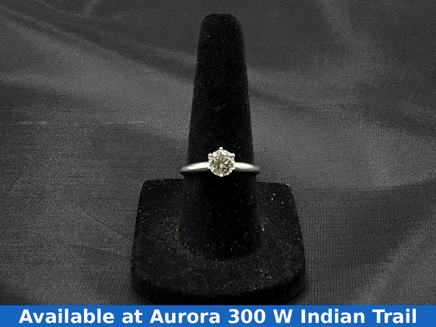 Women's Ring - Solitaire - White Gold 14k (.585) 2.2 grams Size 6