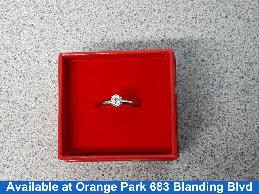 Women's Ring - Solitaire - White Gold 14k (.585) 1.6 grams Size 5