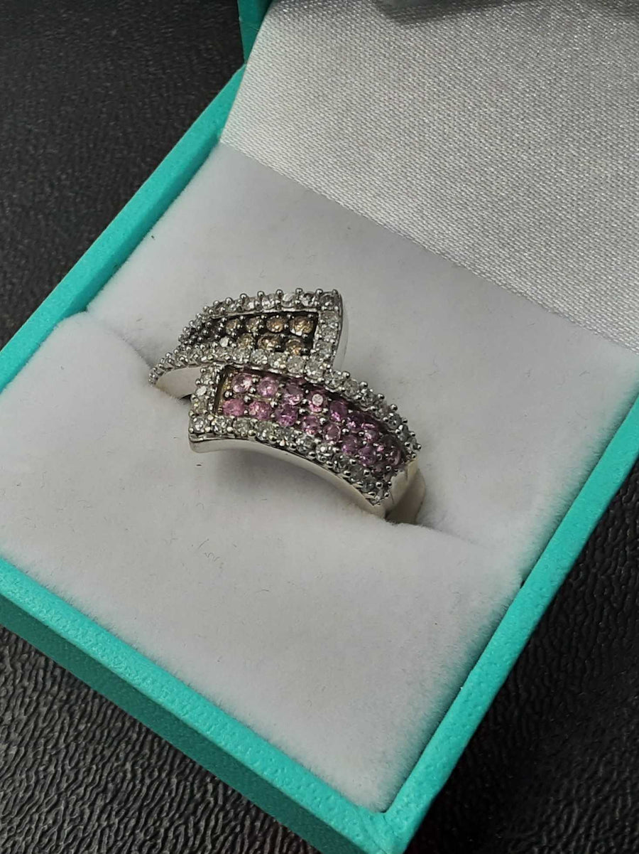 Women's Ring - Yellow Gold 14k (.585) 4.4 grams Size 7