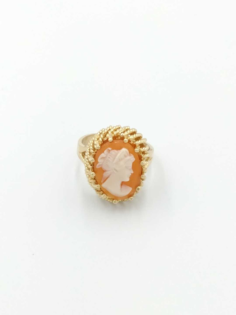 Women's Ring - Yellow Gold 10k (.417) 4.3 grams Size 5.5