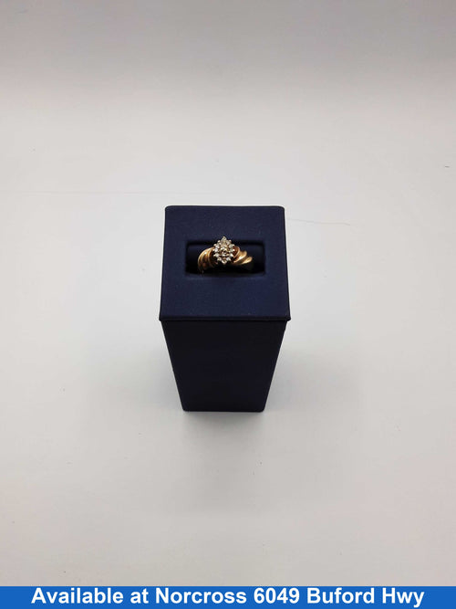 Women's Ring - 10kt Cluster Ring