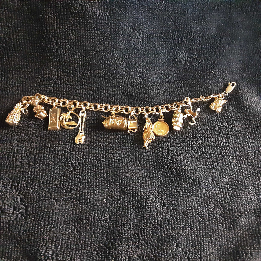 Charm Bracelet - Yellow Gold 14k (.585) 38.1 grams 7 inch