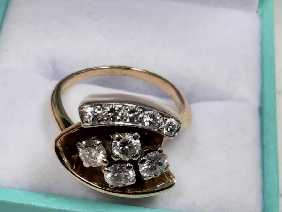 Women's Ring - Yellow Gold 14k (.585) 5.5 grams Size 6.5