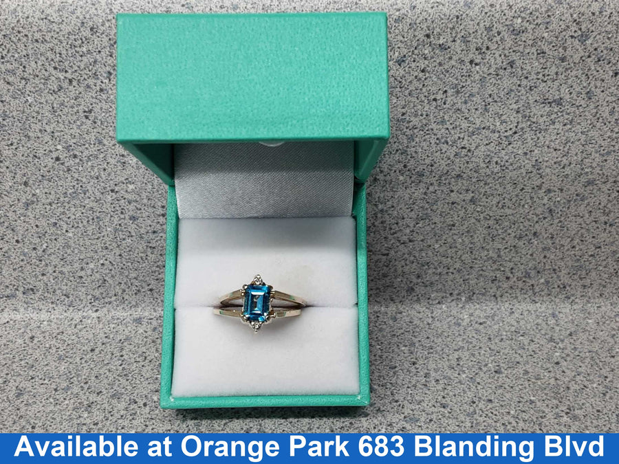 Women's Ring - Yellow Gold 14k (.585) 4.4 grams Size 5.5