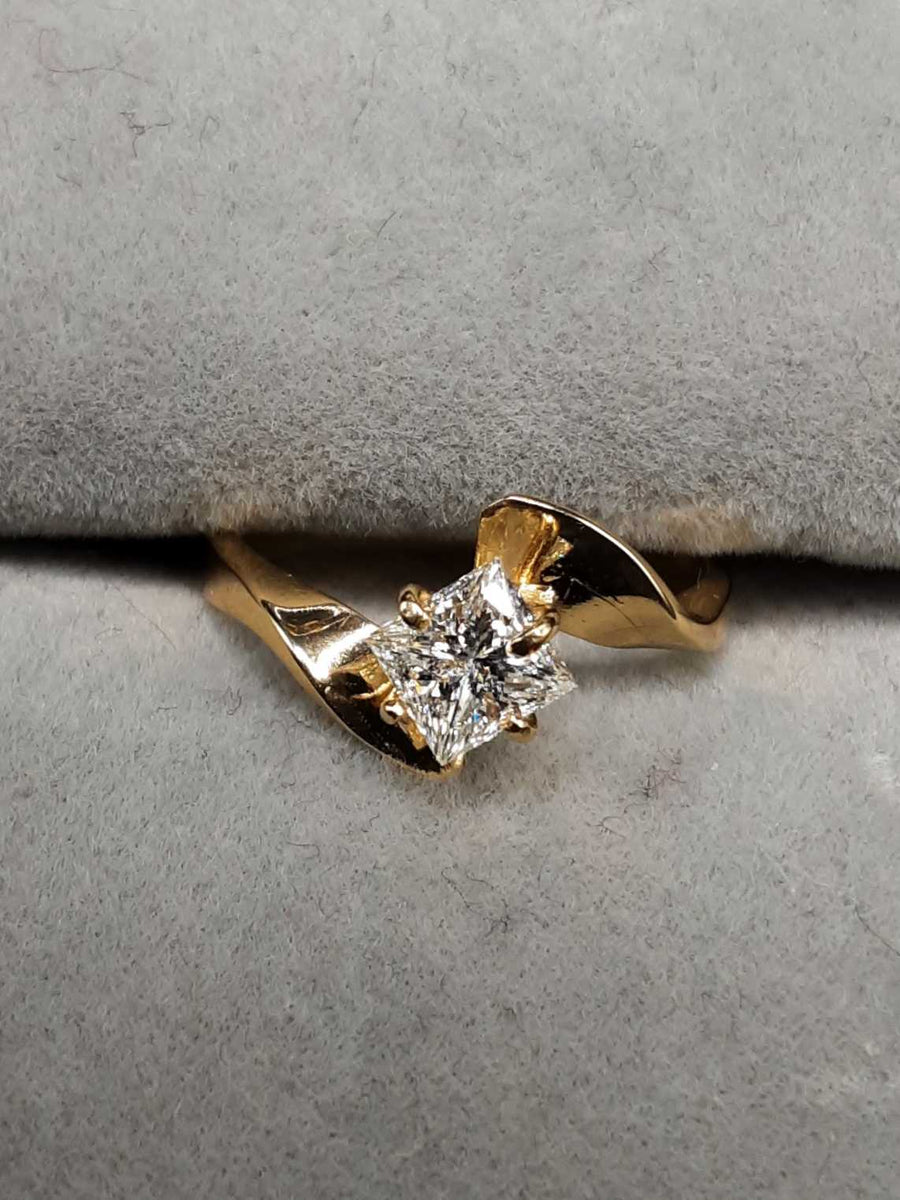 Diamond Engagement Ring