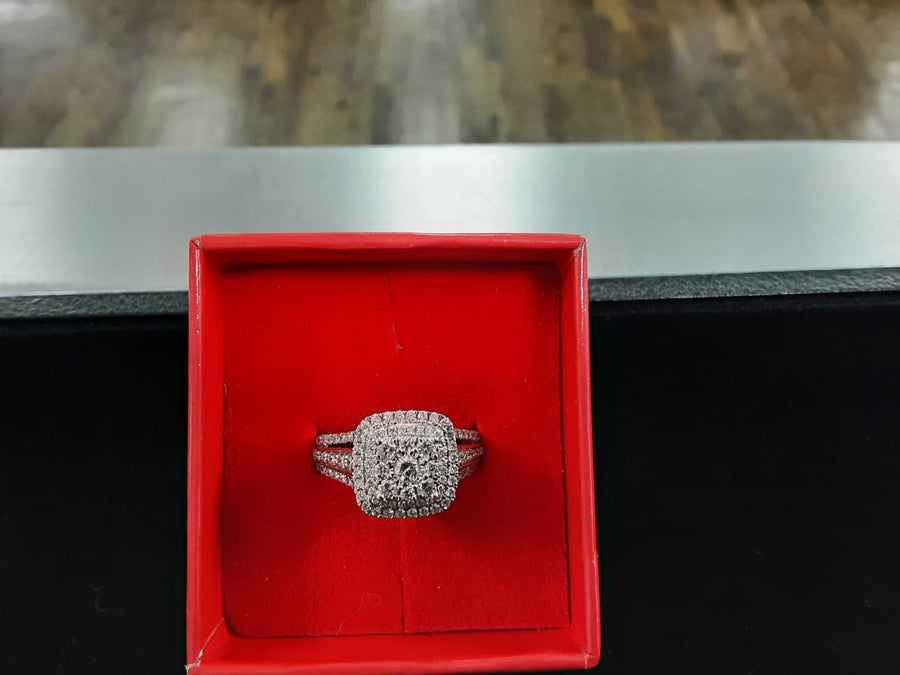 Ring - Wedding Band - White Gold 10k (.417) 4.6 grams Size 7