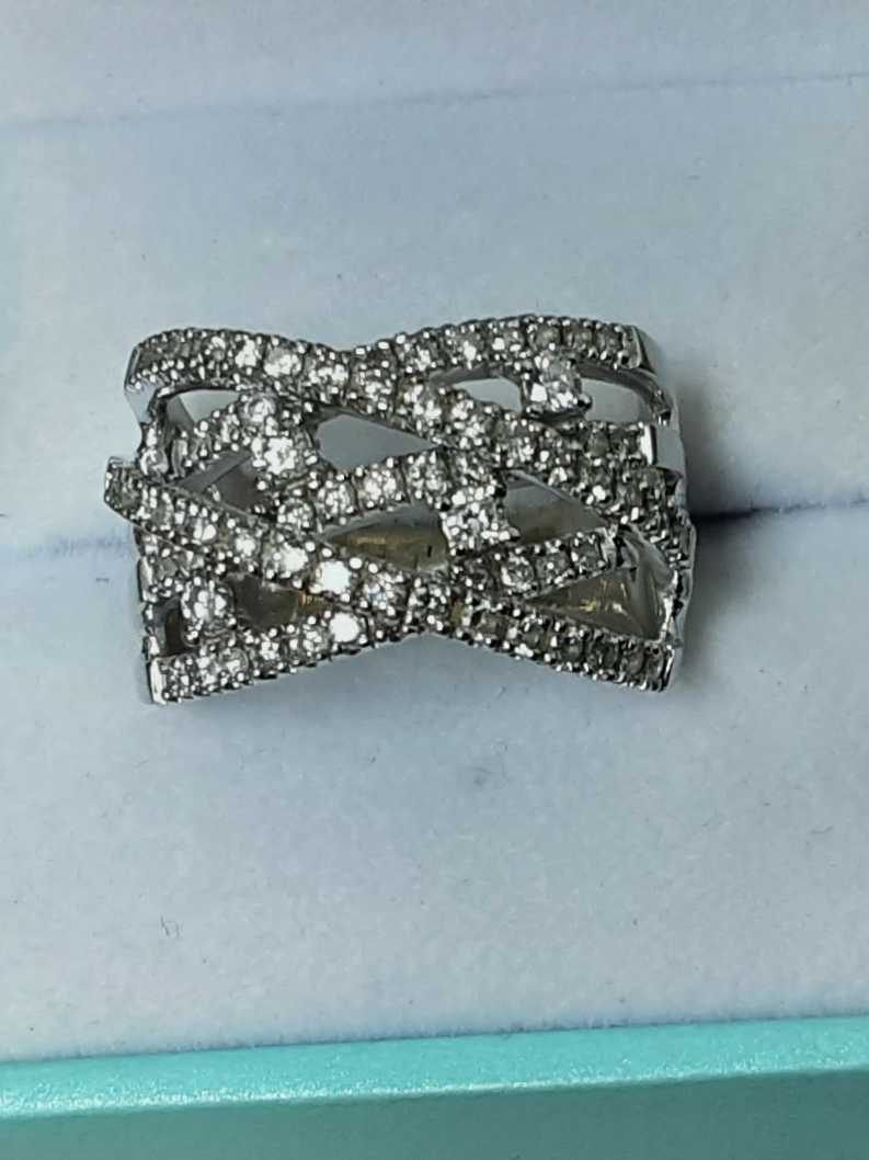 Women's Ring - White Gold 14k (.585) 9.7 grams Size 8