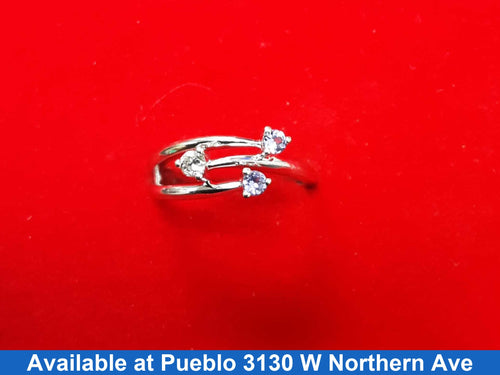 Women's Ring - White Gold 10k (.417) 3.2 grams Size 6.5