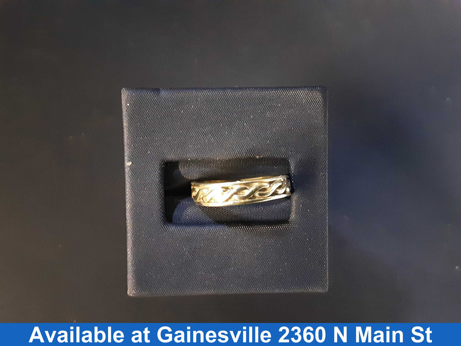 Ring - Wedding Band - Silver 2.7 grams Size 8