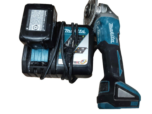 Makita Xag04 Blue Corded Grinder