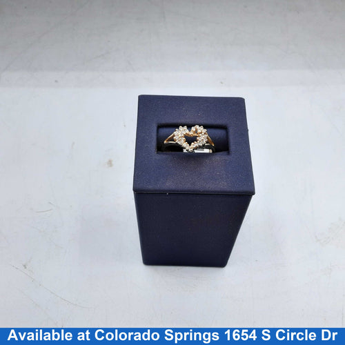 Women's Ring - Yellow Gold 14k (.585) 2.7 grams Size 5.5