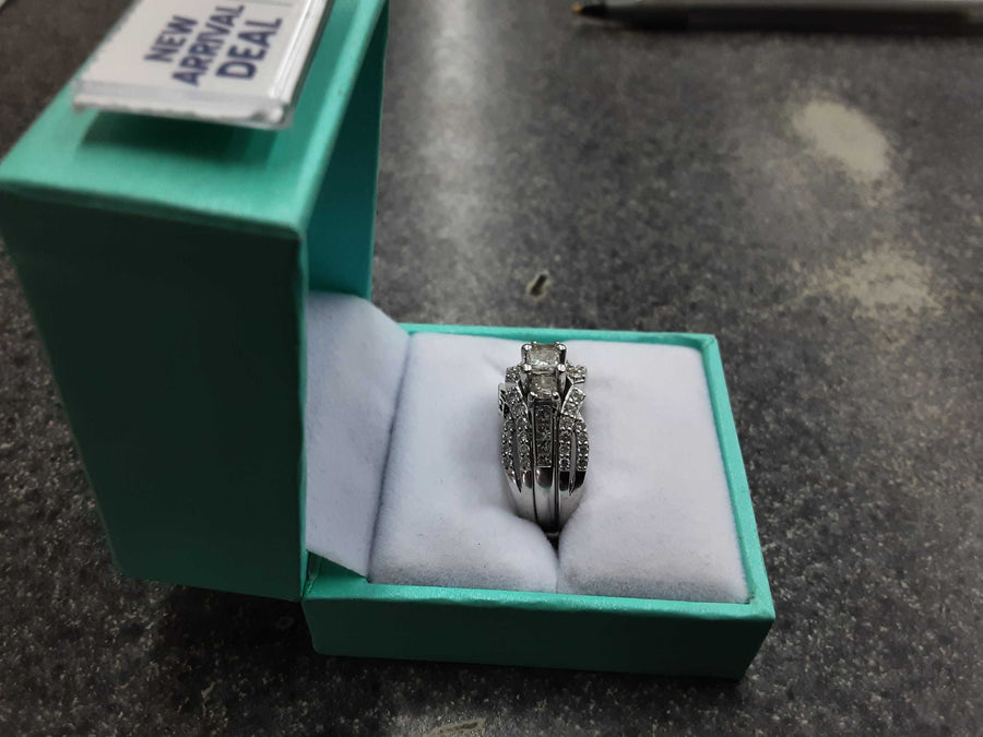 Ring - Engagement Set - White Gold 14k (.585) 9.2 grams Size 7