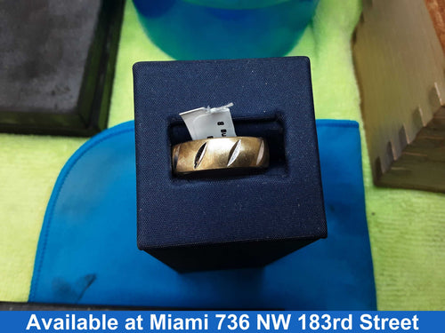 Ring - Wedding Band - Yellow Gold 14k (.585) 6.8 grams Size 11.5