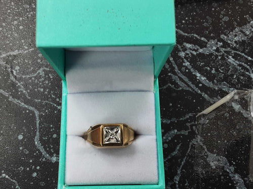 Men's Ring - Yellow Gold 10k (.417) 5.2 grams Size 20