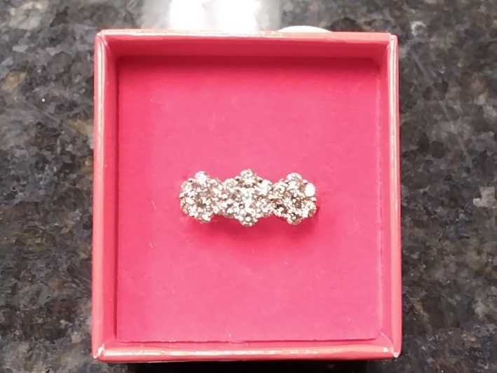 Women's Ring - Yellow Gold 10k (.417) 3.9 grams Size 8