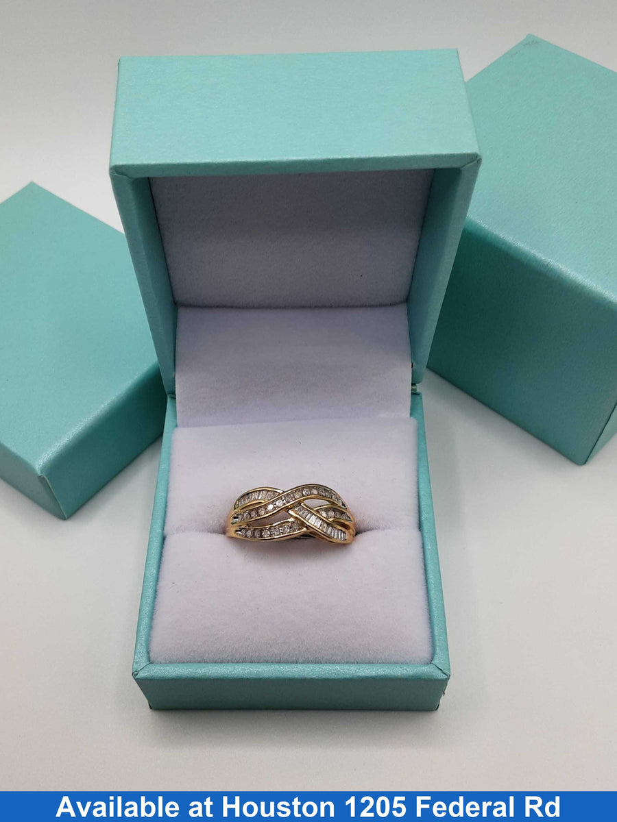 Women's Ring - Yellow Gold 10k (.417) 2.6 grams Size 7