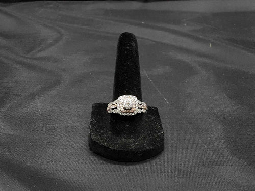 Women's Ring - White Gold 14k (.585) 5.7 grams Size 7