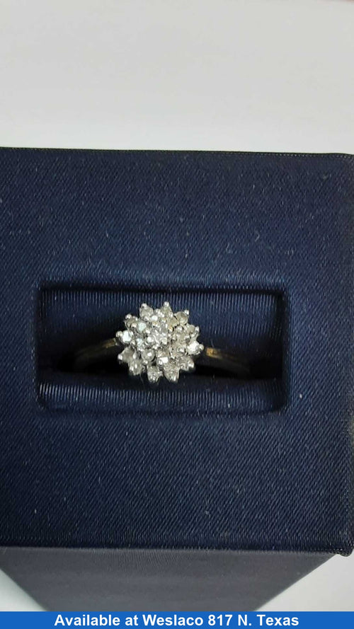 Women's Ring - Yellow Gold 10k (.417) 2.2 grams Size 7.5