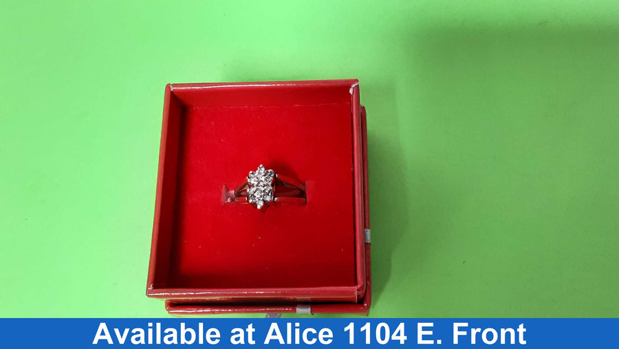 Women's Ring - Yellow Gold 14k (.585) 4 grams Size 5