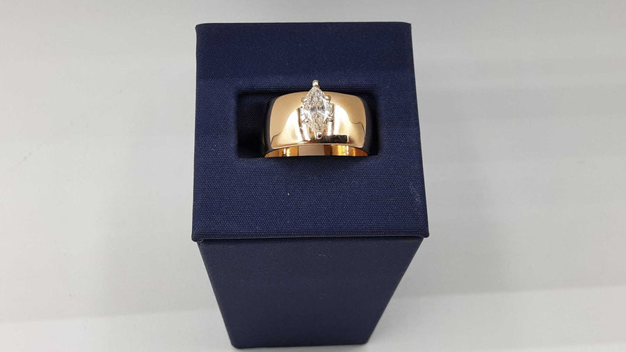 Women's Ring - Solitaire - Yellow Gold 14k (.585) 9.1 grams Size 9