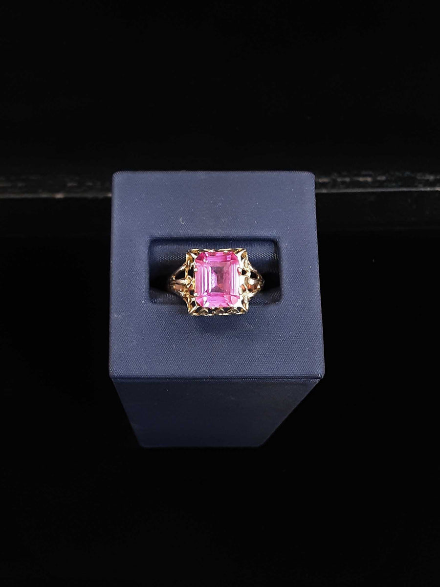 Women's Ring - Yellow Gold 10k (.417) 3.3 grams Size 8