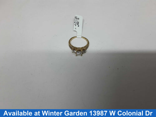 Women's Ring - Yellow Gold 14k (.585) 3.7 grams Size 7.5