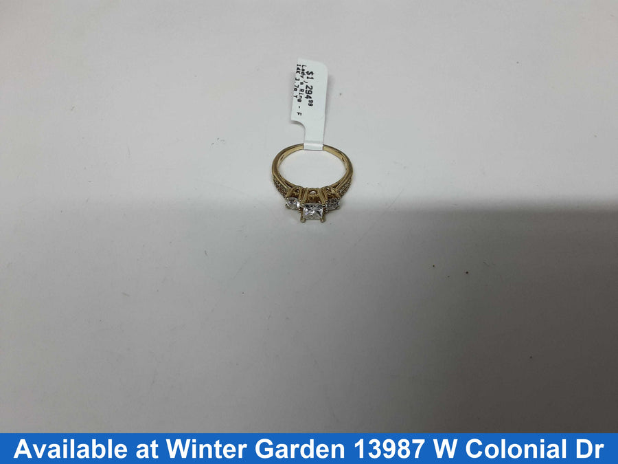 Women's Ring - Yellow Gold 14k (.585) 3.7 grams Size 7.5