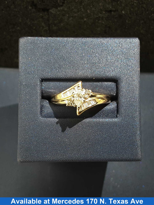 Women's Ring - Anniversary - Yellow Gold 14k (.585) 4 grams Size 7