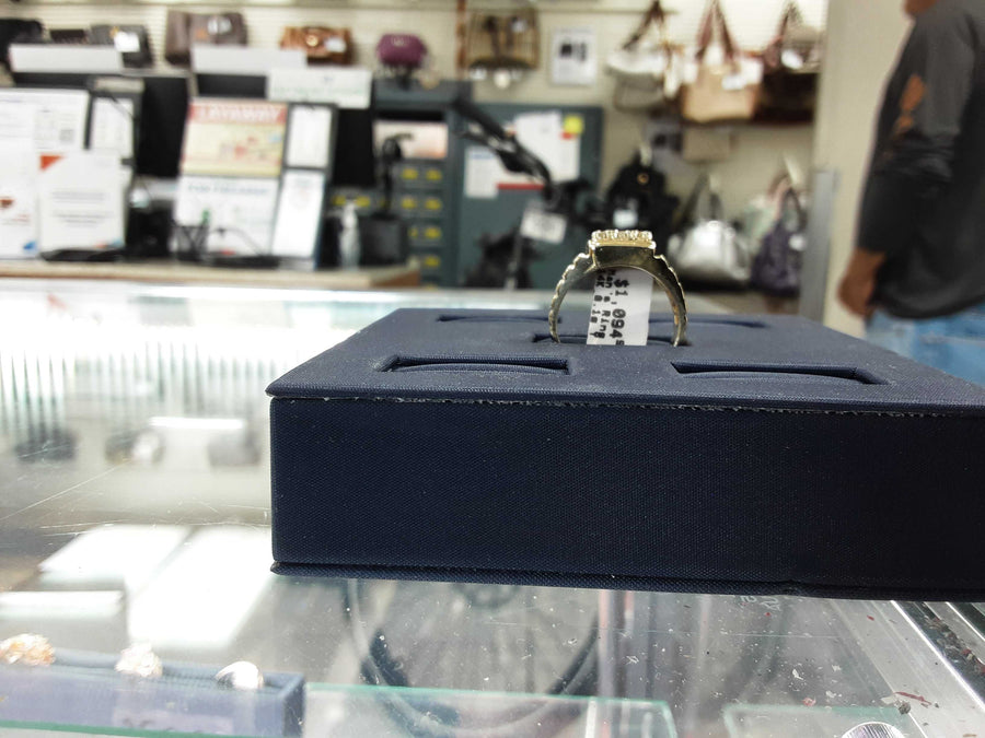 Men's Ring - Yellow Gold 14k (.585) 8.1 grams Size 20