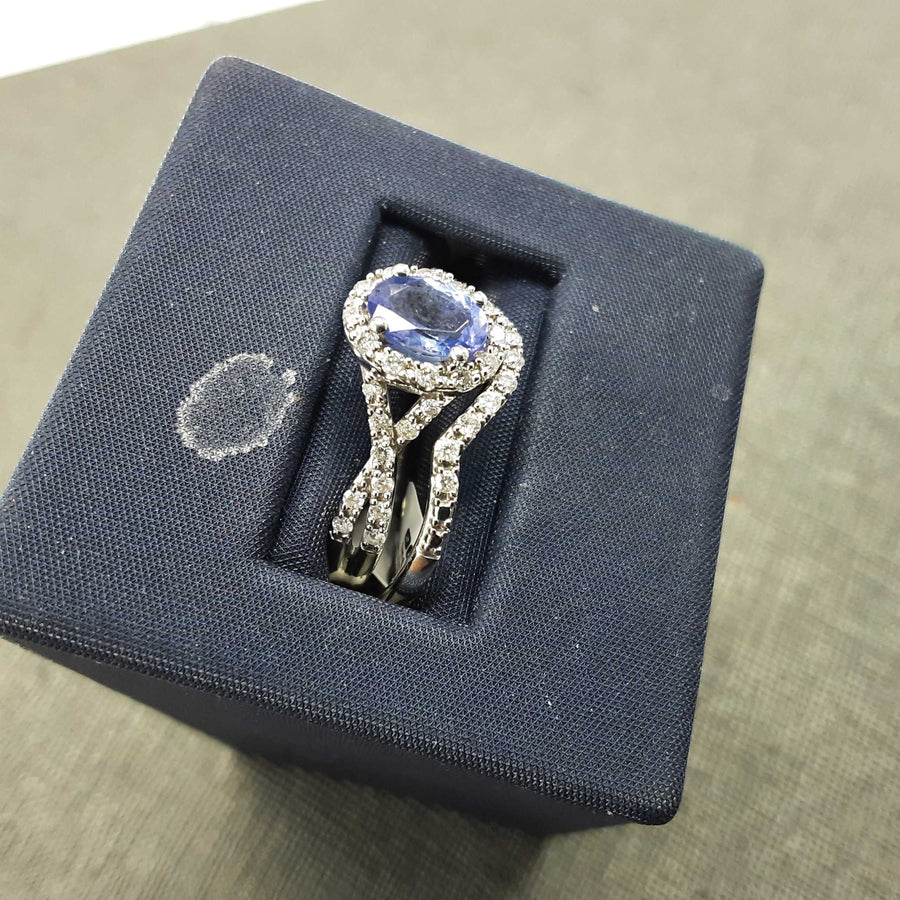 Ring - Wedding Set - White Gold 10k (.417) 3.8 grams Size 10