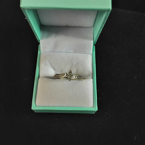 Women's Ring - Yellow Gold 10k (.417) 3 grams Size 8