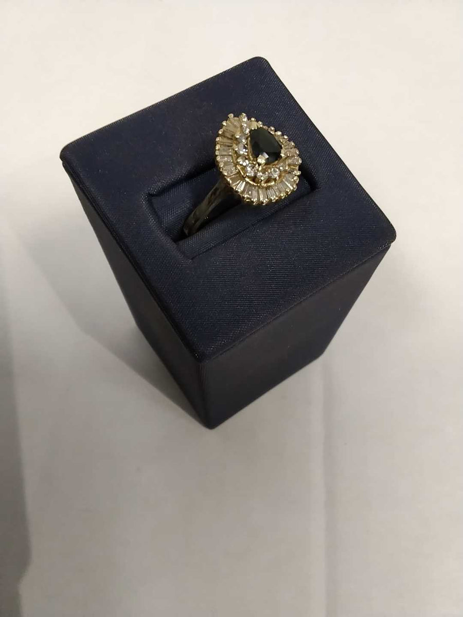 Women's Ring - Yellow Gold 14k (.585) 5.1 grams Size 8