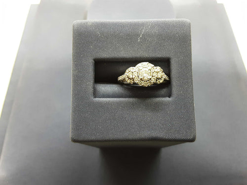 Women's Ring - White Gold 14k (.585) 3.4 grams Size 20