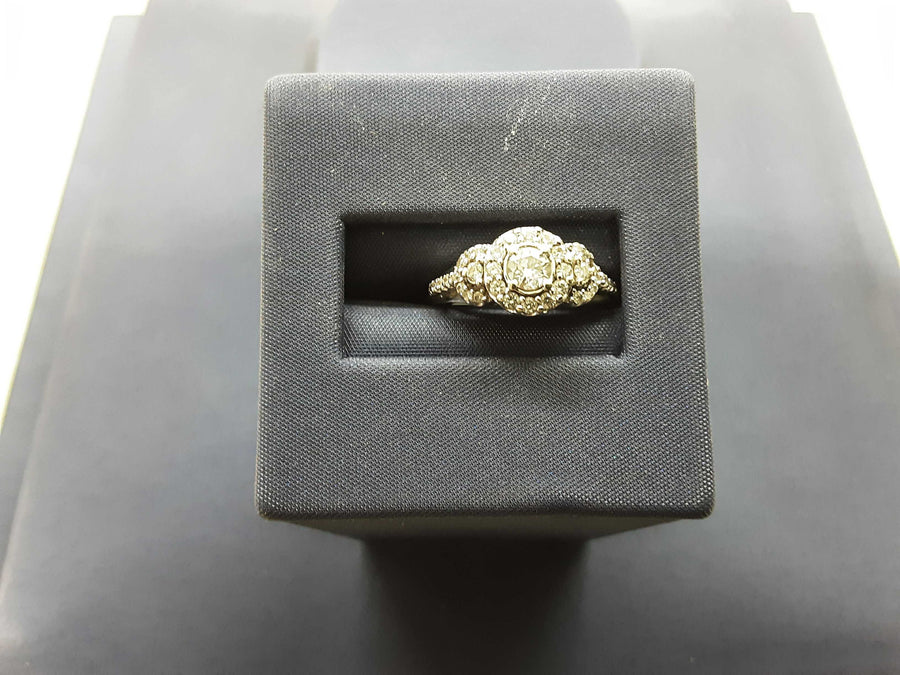 Women's Ring - White Gold 14k (.585) 3.4 grams Size 20