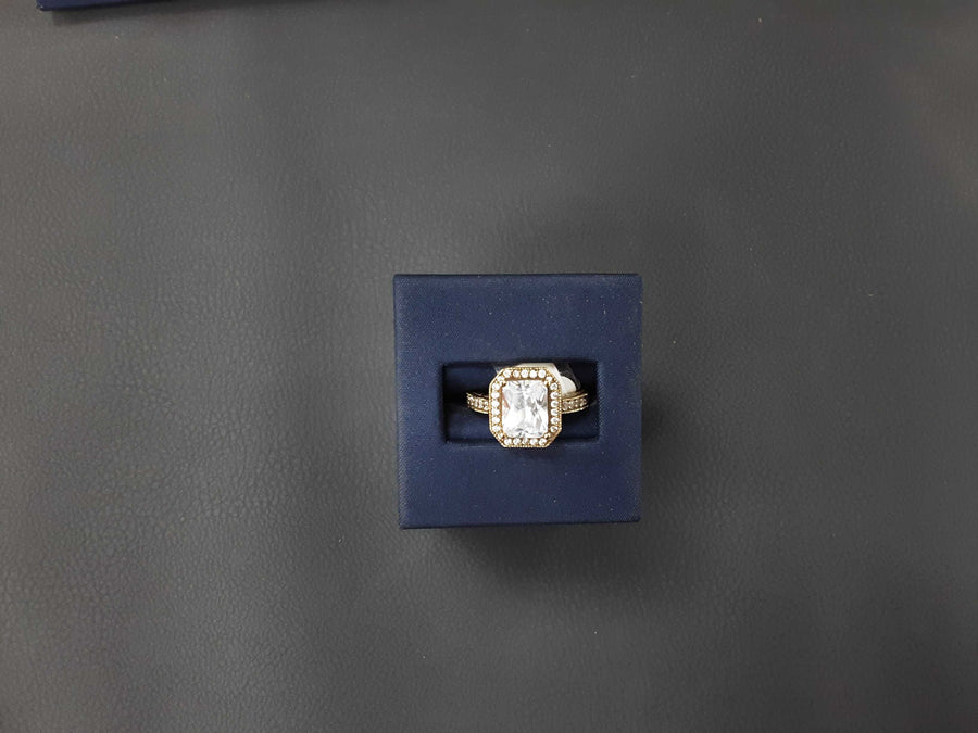 Women's Ring - Yellow Gold 10k (.417) 4.3 grams Size 9.5