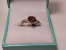 Women's Ring - Yellow Gold 10k (.417) 2.4 grams Size 7