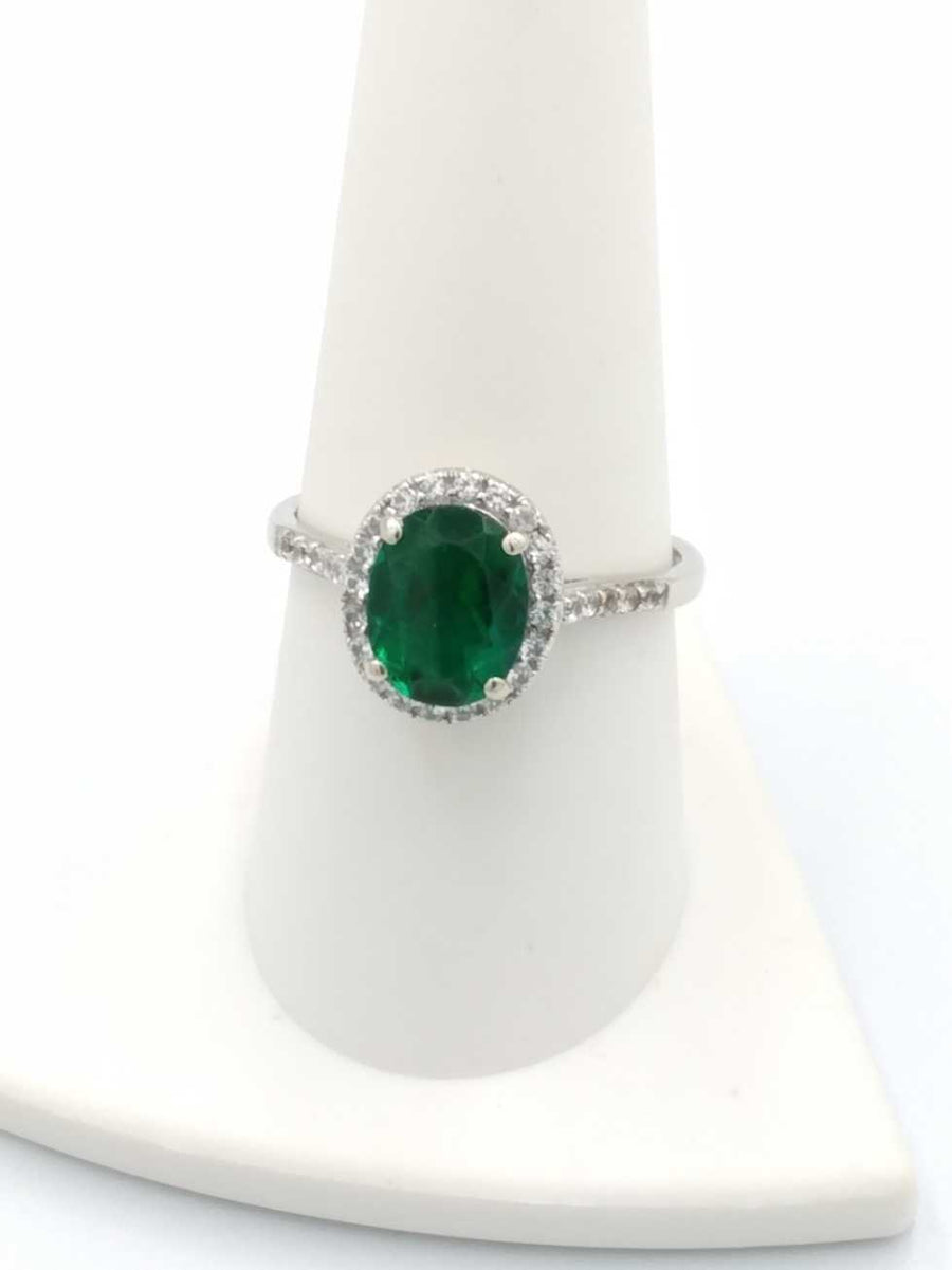 Women's Ring - White Gold 10k (.417) 2.7 grams Size 9.5
