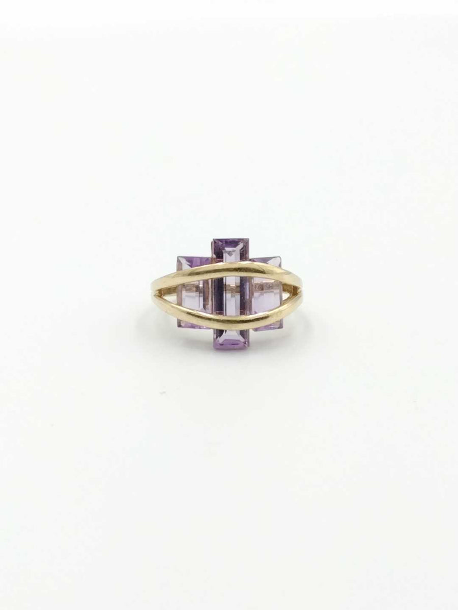 Women's Ring - Yellow Gold 10k (.417) 3.5 grams Size 8