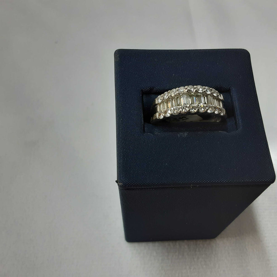 Women's Ring - White Gold 14k (.585) 5.8 grams Size 7