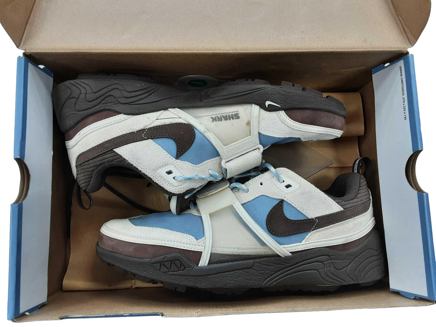 Nike Hq3072-400 Brown