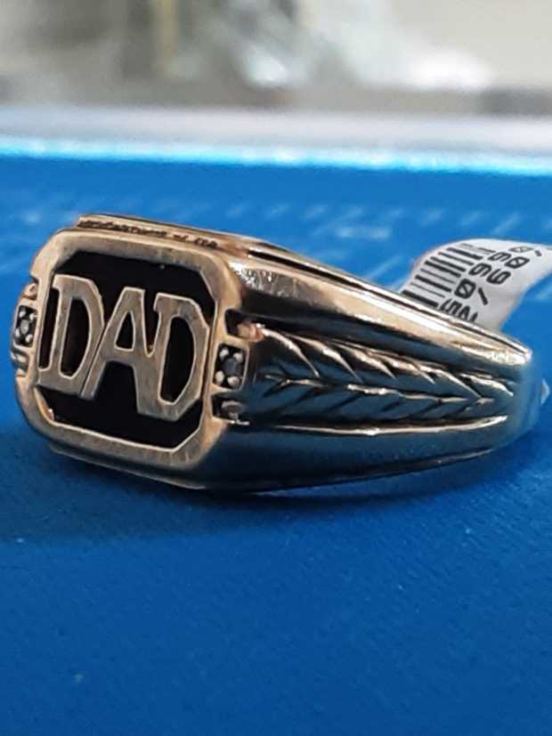 Men's Ring - Yellow Gold 10k (.417) 3.4 grams Size 9.5