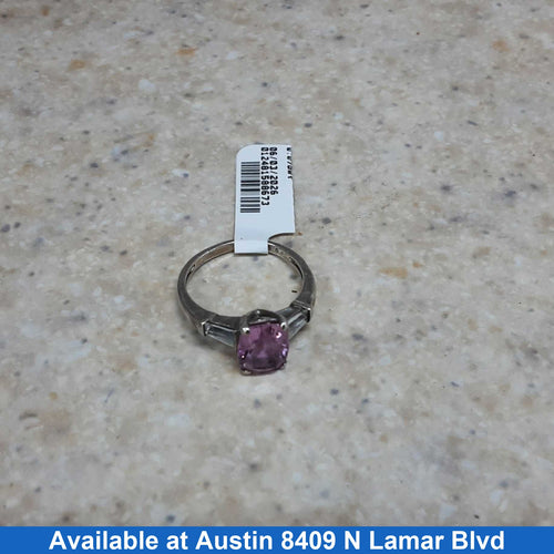 Women's Ring - Solitaire - Silver 2.9 grams Size 7