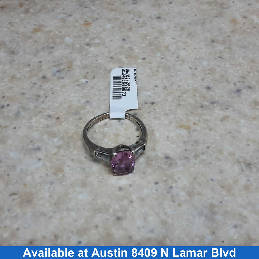 Women's Ring - Solitaire - Silver 2.9 grams Size 7