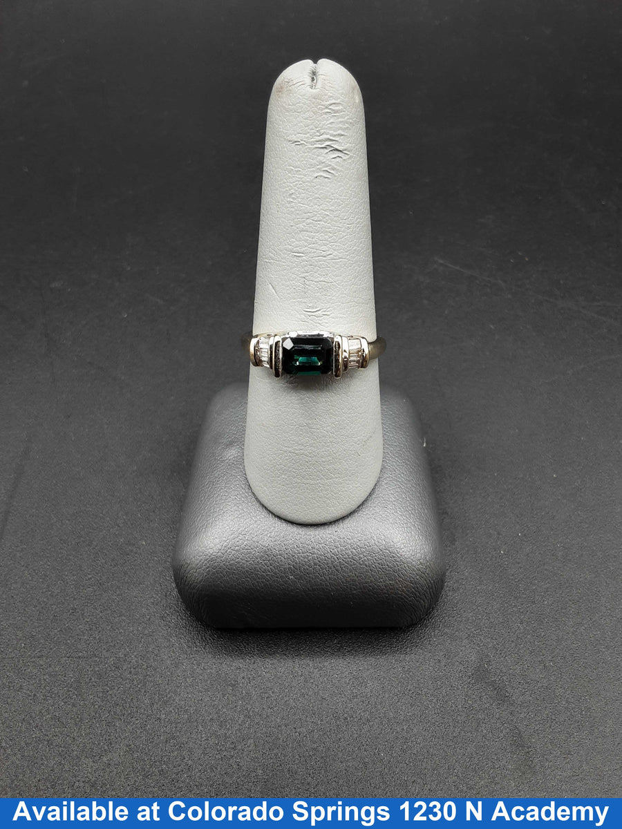 Women's Ring - Yellow Gold 14k (.585) 4.3 grams Size 9