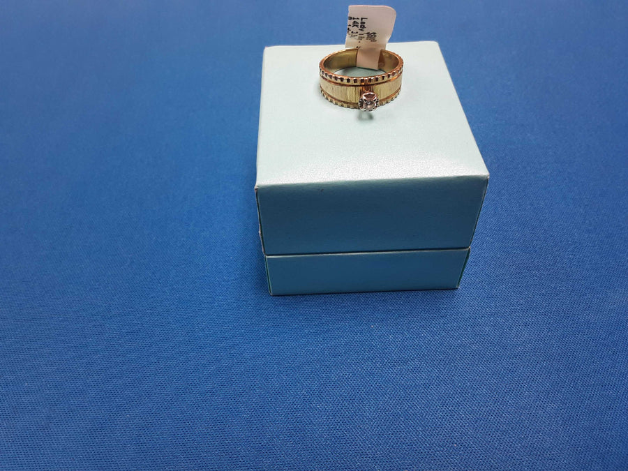 Women's Ring - Solitaire - Yellow Gold 14k (.585) 3.9 grams Size 6.5