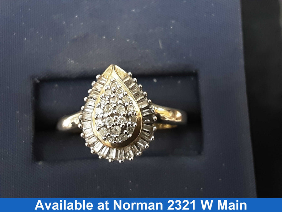Women's Ring - Yellow Gold 10k (.417) 2.7 grams Size 7.5