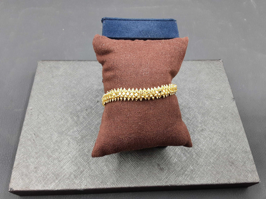 Bracelet - Yellow Gold 22k (.917) 15.1 grams 7 inch